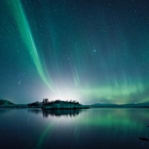 Scenic Iceland and the Northern Lights