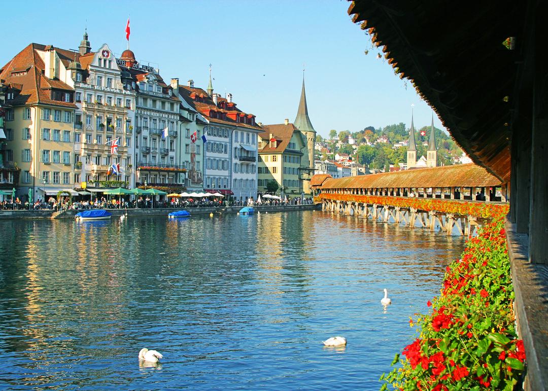 https://media.leisurecom.com/tour/tour-2026-10-04-05-07-21-1.jpg