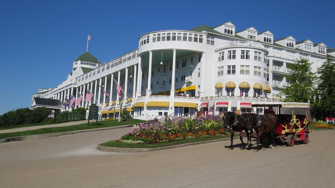 https://media.leisurecom.com/tour/tour-2026-10-04-05-12-45-1.jpg